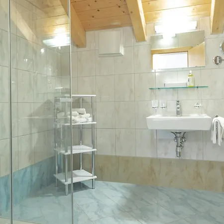 Apart Anna-maria Apartment *